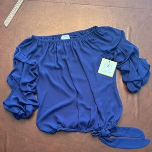 NWT- off shoulder CeCe top with puffy sleeves